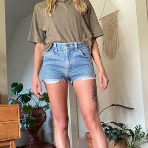 vintage lee denim highwaisted cut off shorts